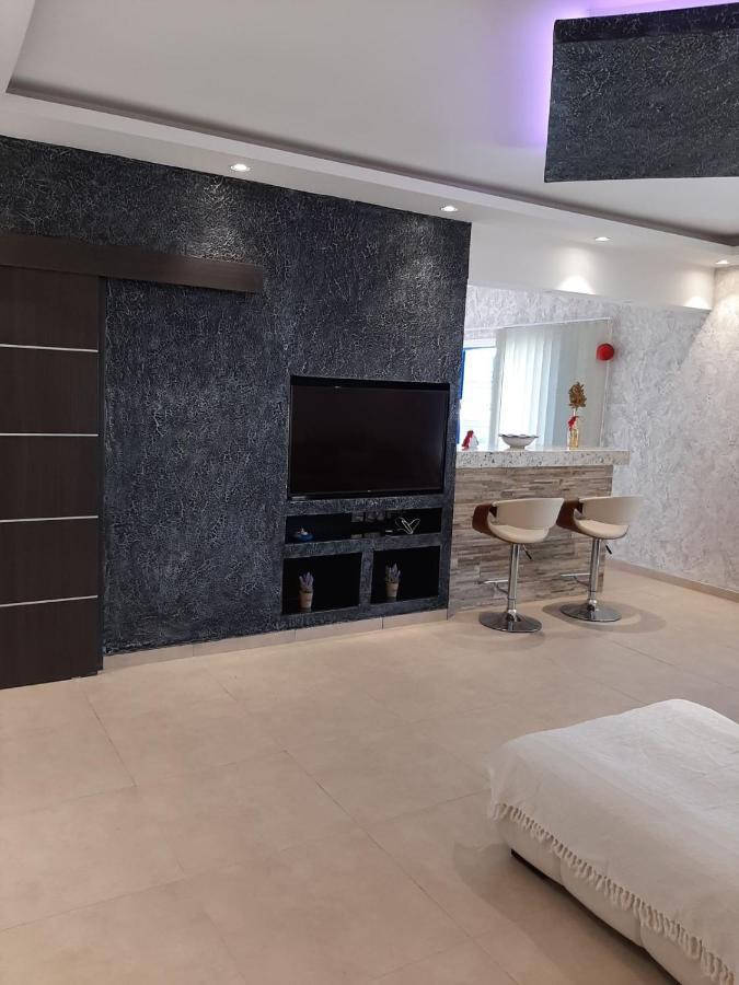 2 Bedroom Apartment-Mediterranean Type Paphos Exterior photo