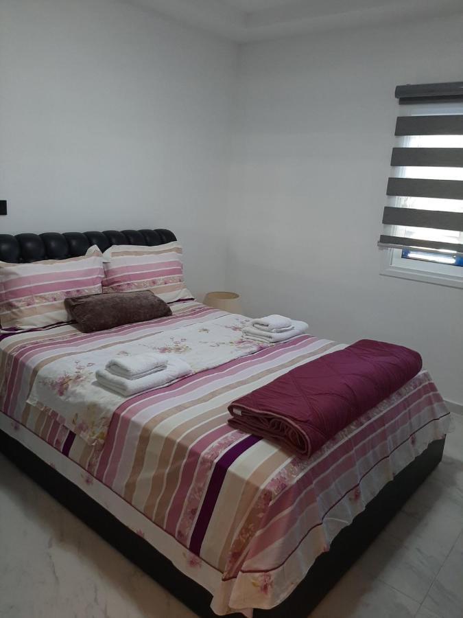 2 Bedroom Apartment-Mediterranean Type Paphos Exterior photo