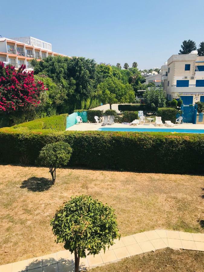 2 Bedroom Apartment-Mediterranean Type Paphos Exterior photo